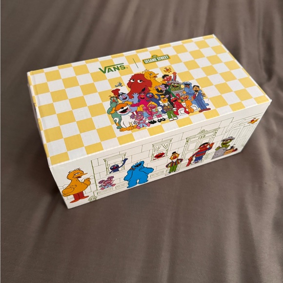 BNWT Kids Sesame Street Vans - Picture 11 of 12